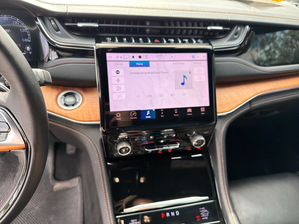 2023 Jeep Grand Cherokee Summit Reserve