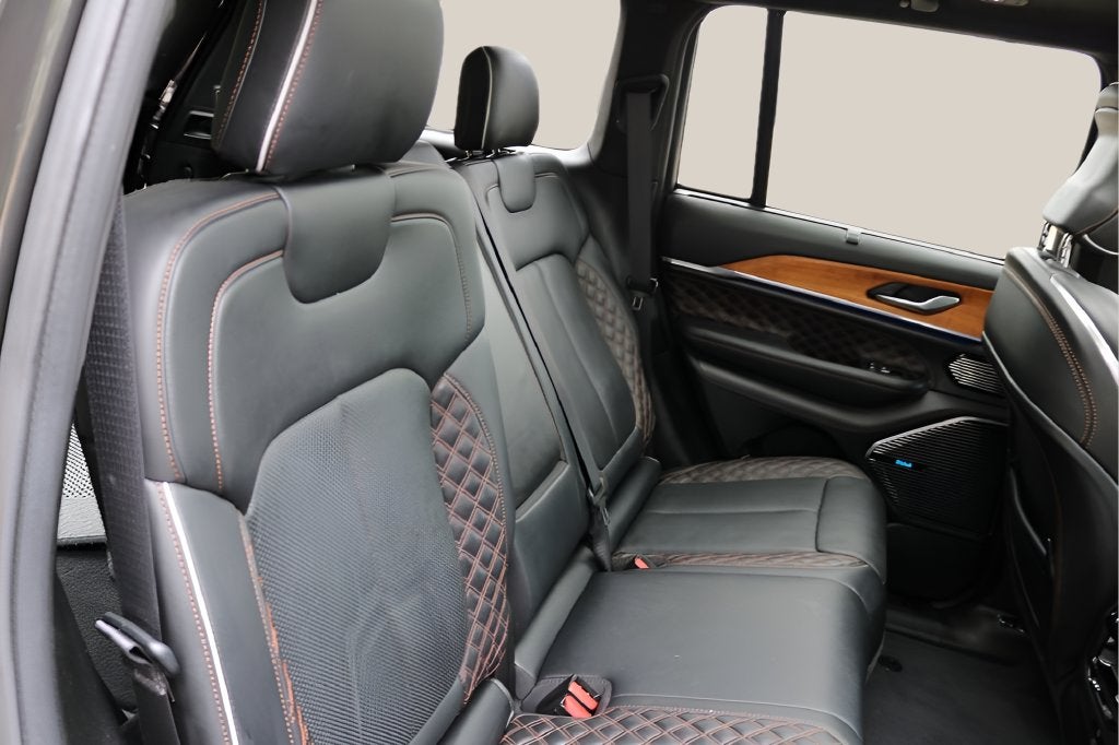 2023 Jeep Grand Cherokee Summit Reserve