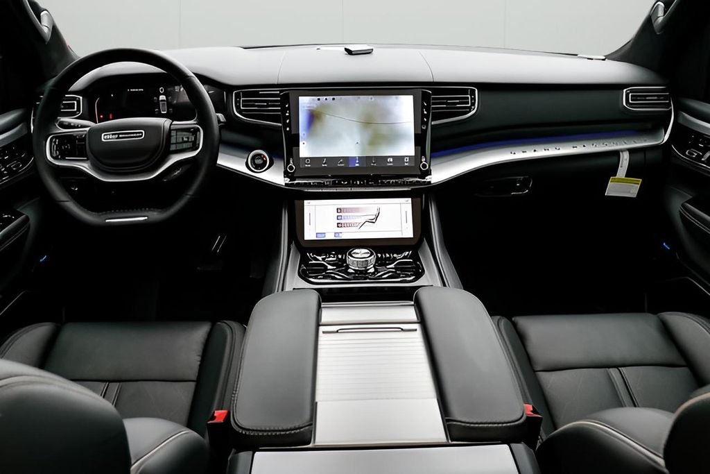 2023 Jeep Grand Wagoneer L Series II