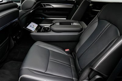 2023 Jeep Grand Wagoneer L Series II