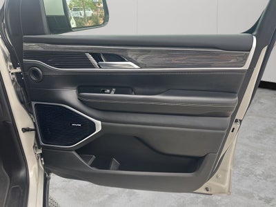 2022 Jeep Wagoneer Series II