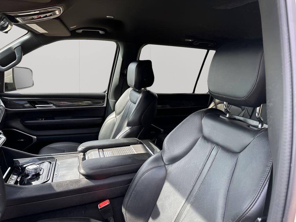 2022 Jeep Wagoneer Series II