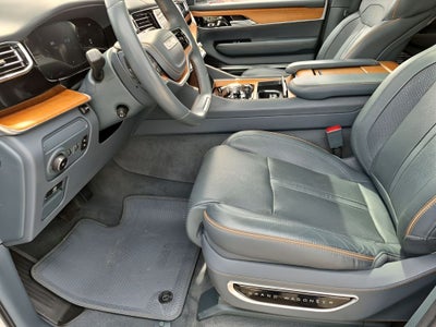 2022 Jeep Grand Wagoneer Series II