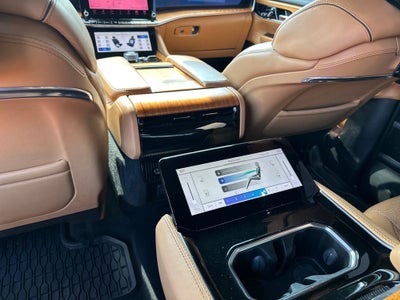 2022 Jeep Grand Wagoneer Series III