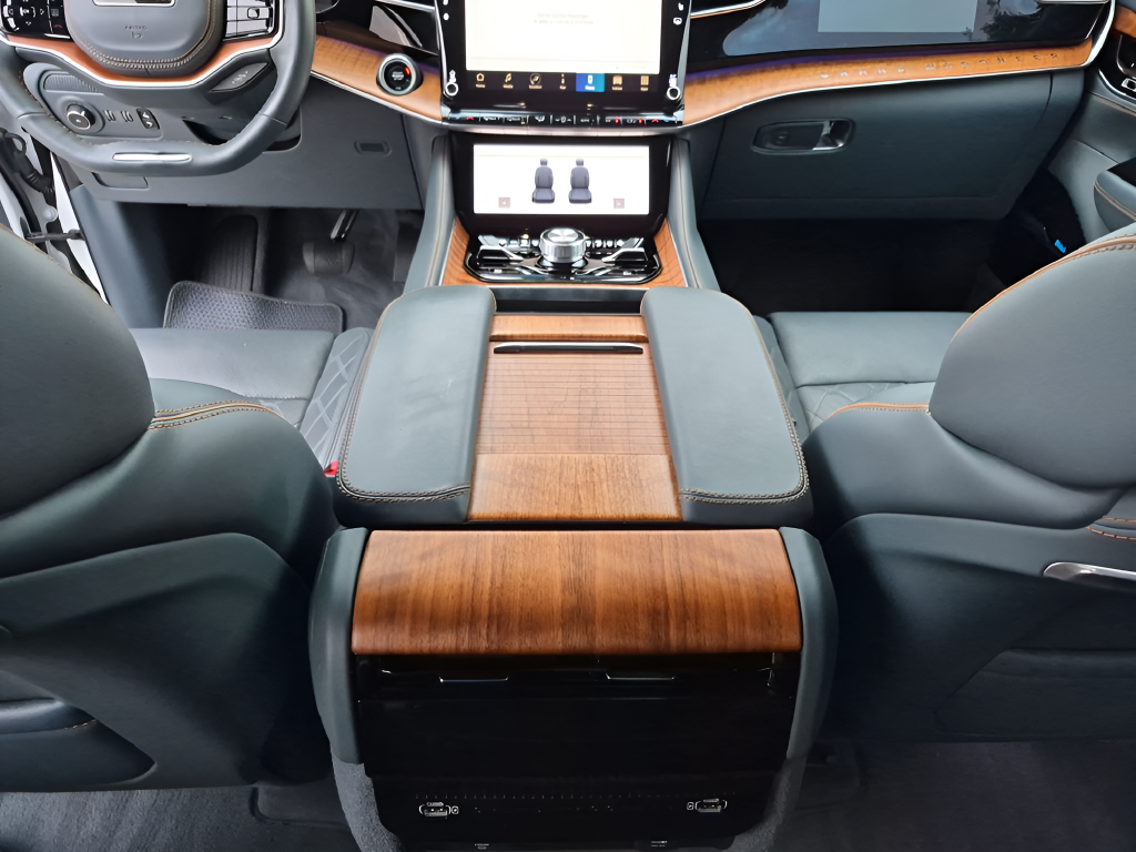 2024 Jeep Grand Wagoneer Series III