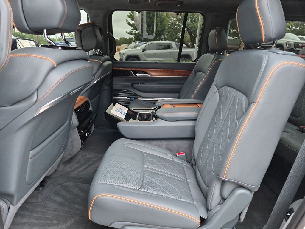 2024 Jeep Grand Wagoneer Series III