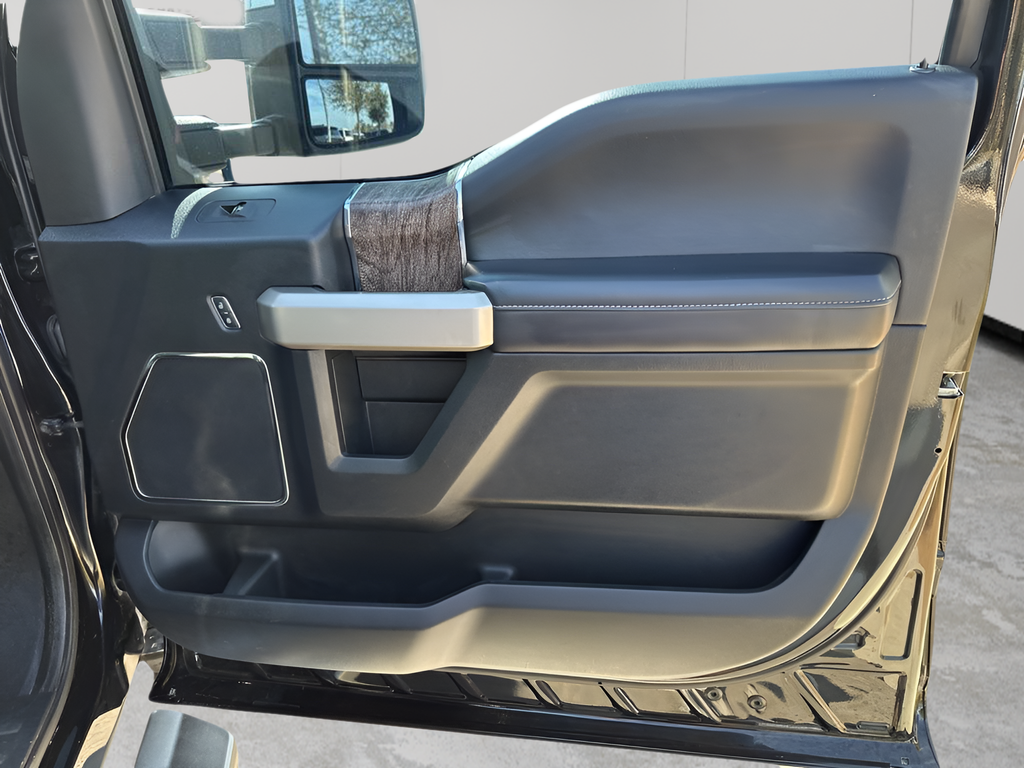 2017 Ford F-250SD Lariat