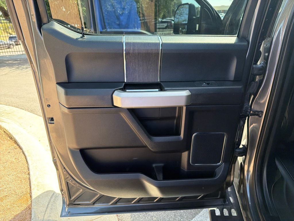 2020 Ford F-250SD Lariat