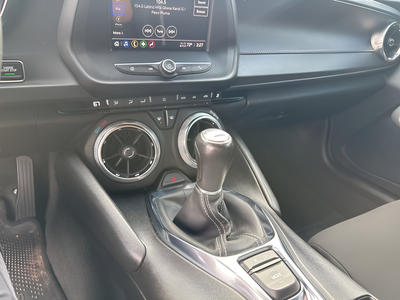 2022 Chevrolet Camaro 1LT