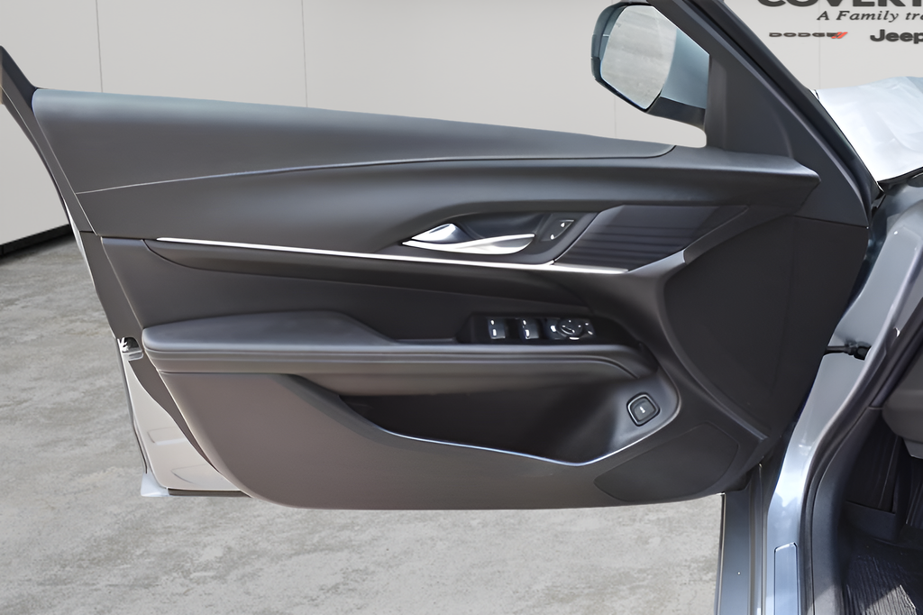 2023 Cadillac CT4 Luxury