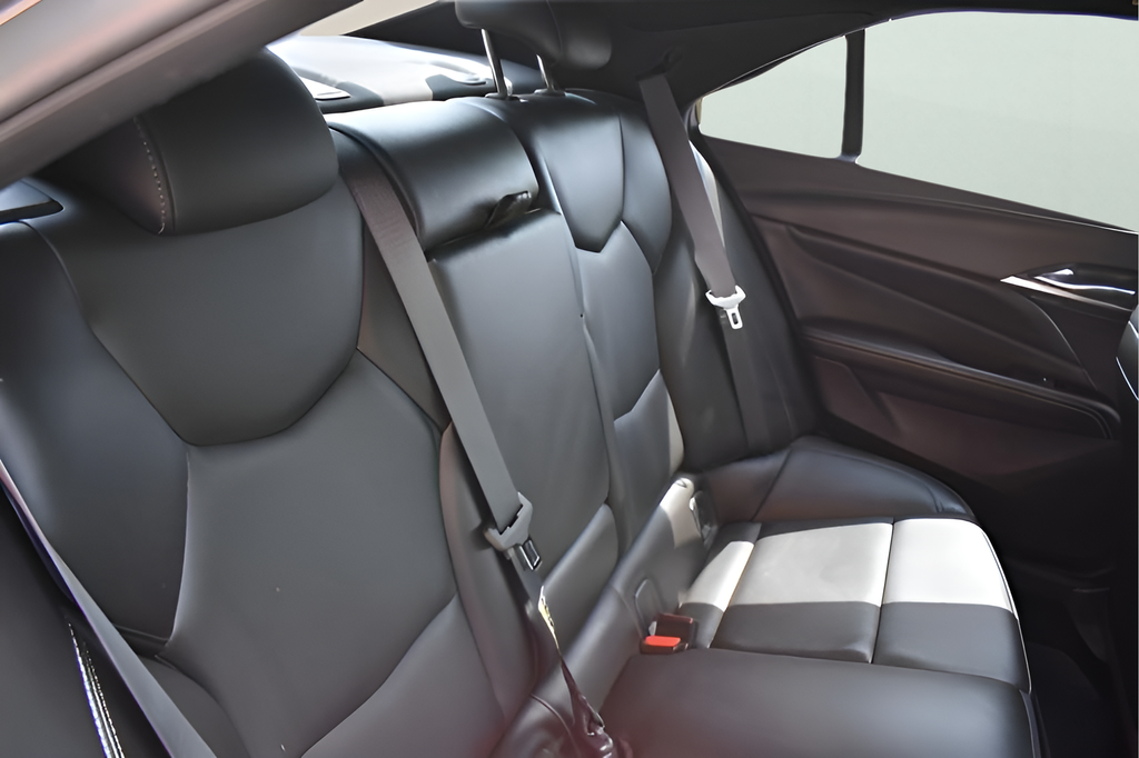 2023 Cadillac CT4 Luxury