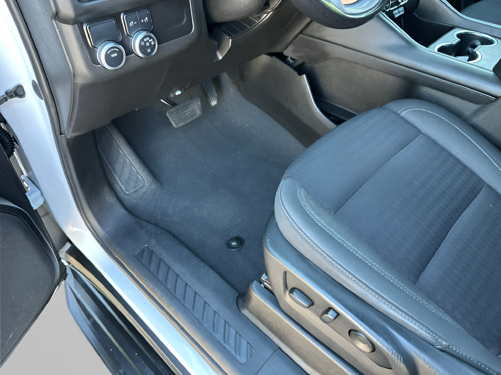 2023 GMC Yukon XL SLE