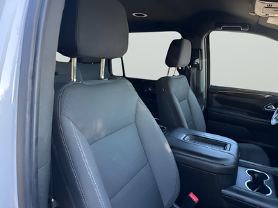 2023 GMC Yukon XL SLE