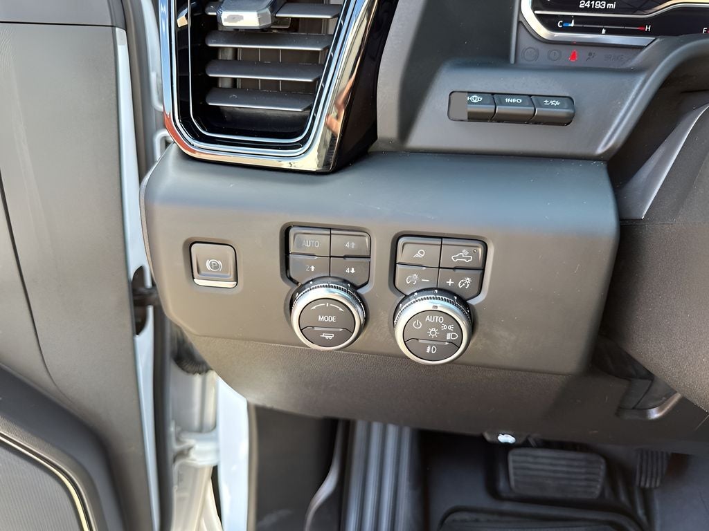 2024 GMC Sierra 2500HD AT4