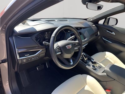 2022 Cadillac XT4 Sport