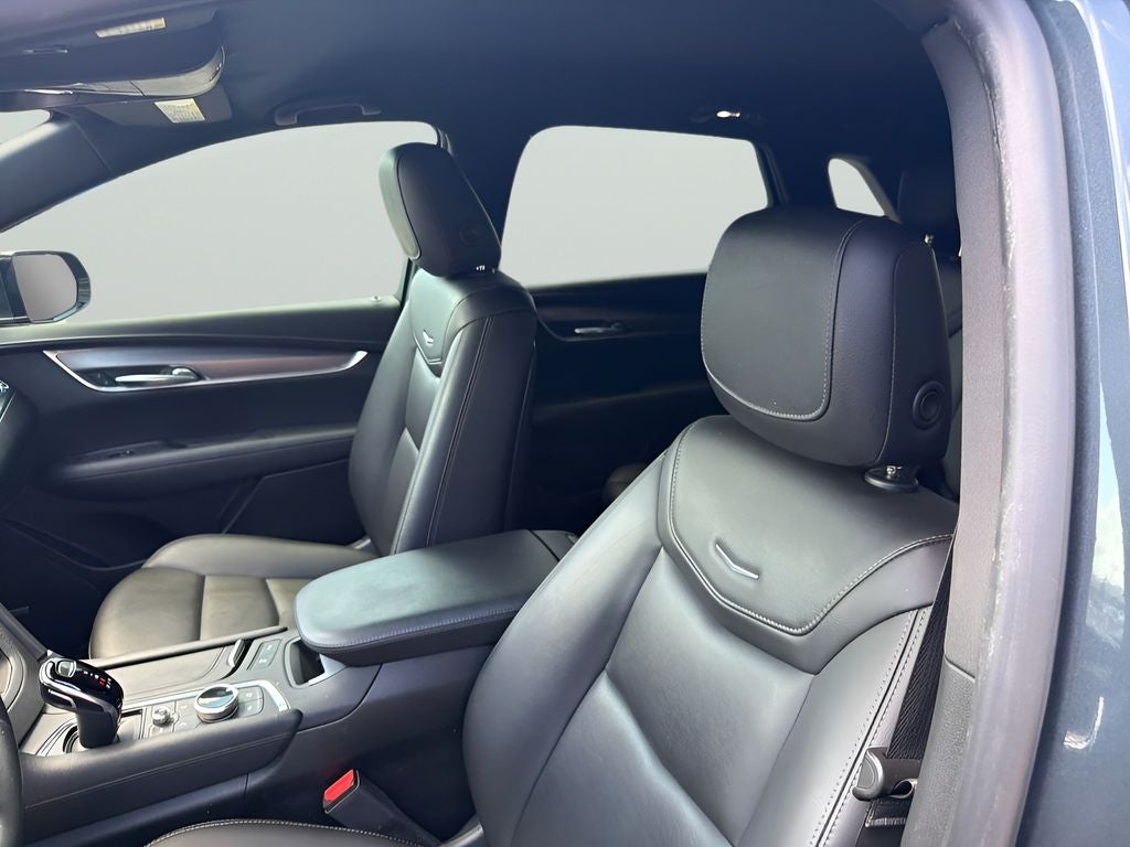 2021 Cadillac XT5 Luxury