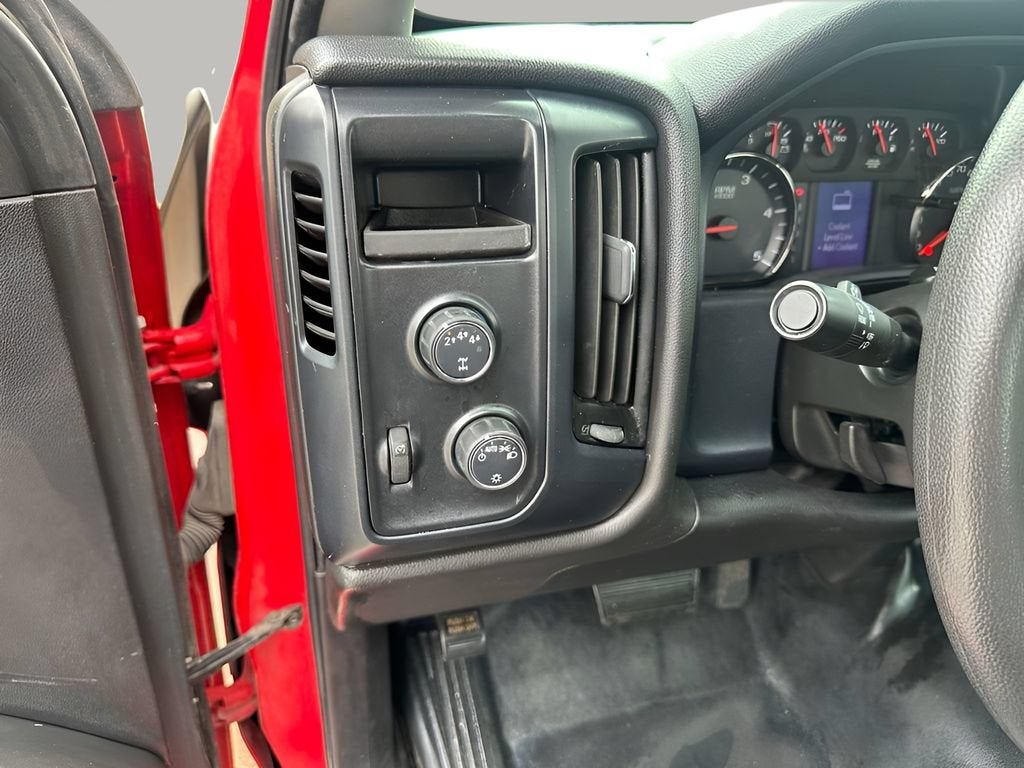 2019 Chevrolet Silverado 6500HD 1LT