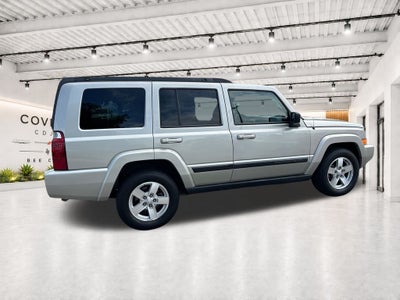 2008 Jeep Commander Sport