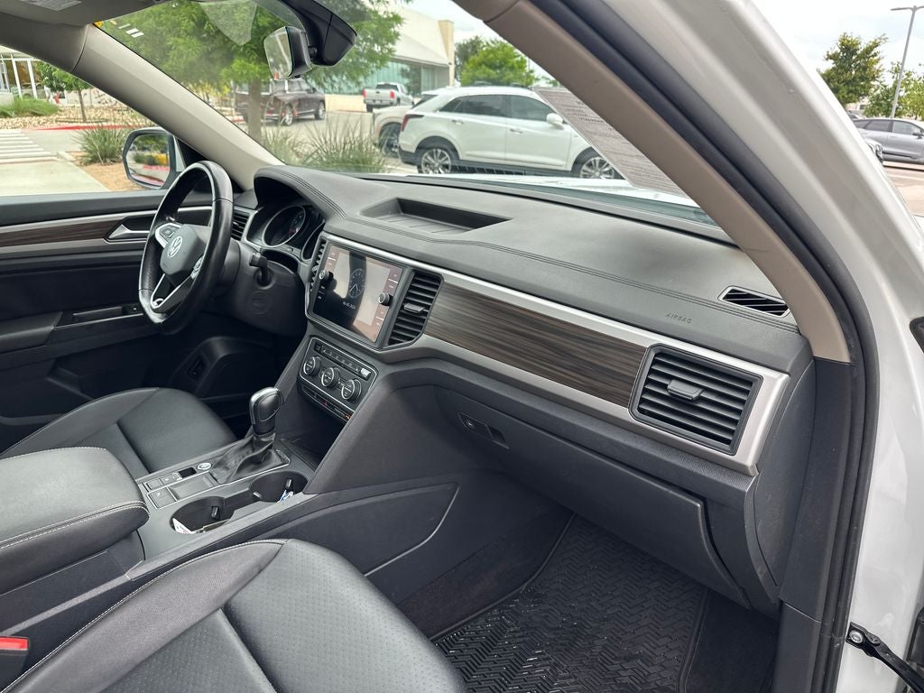 2021 Volkswagen Atlas 3.6L V6 SE w/Technology