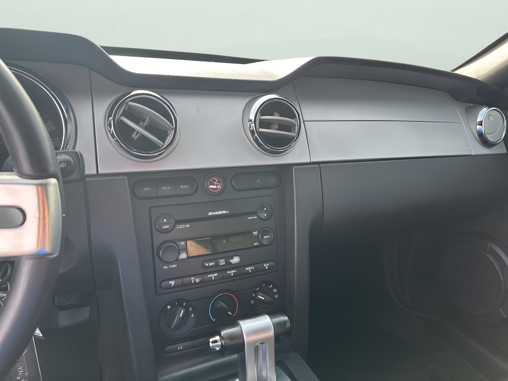 2007 Ford Mustang V6 Premium