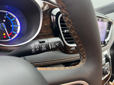 2023 Chrysler Pacifica Hybrid Pinnacle