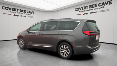 2023 Chrysler Pacifica Hybrid Pinnacle