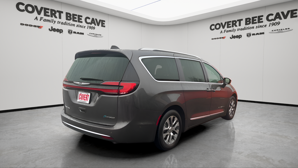 2023 Chrysler Pacifica Hybrid Pinnacle