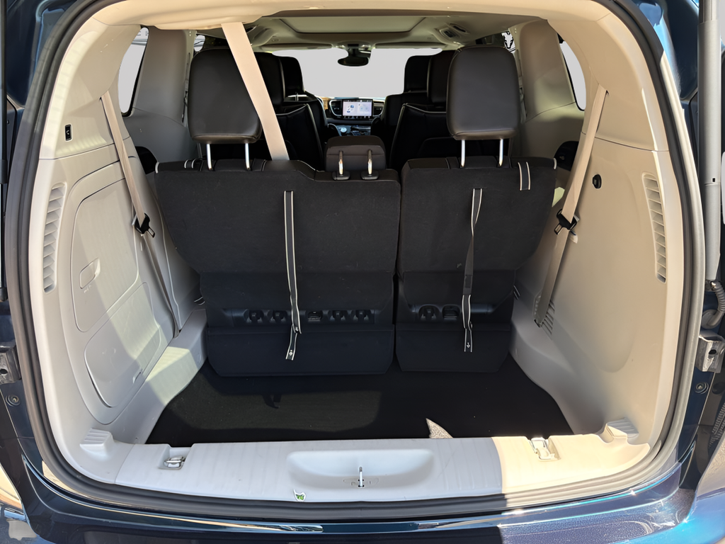2023 Chrysler Pacifica Hybrid Limited