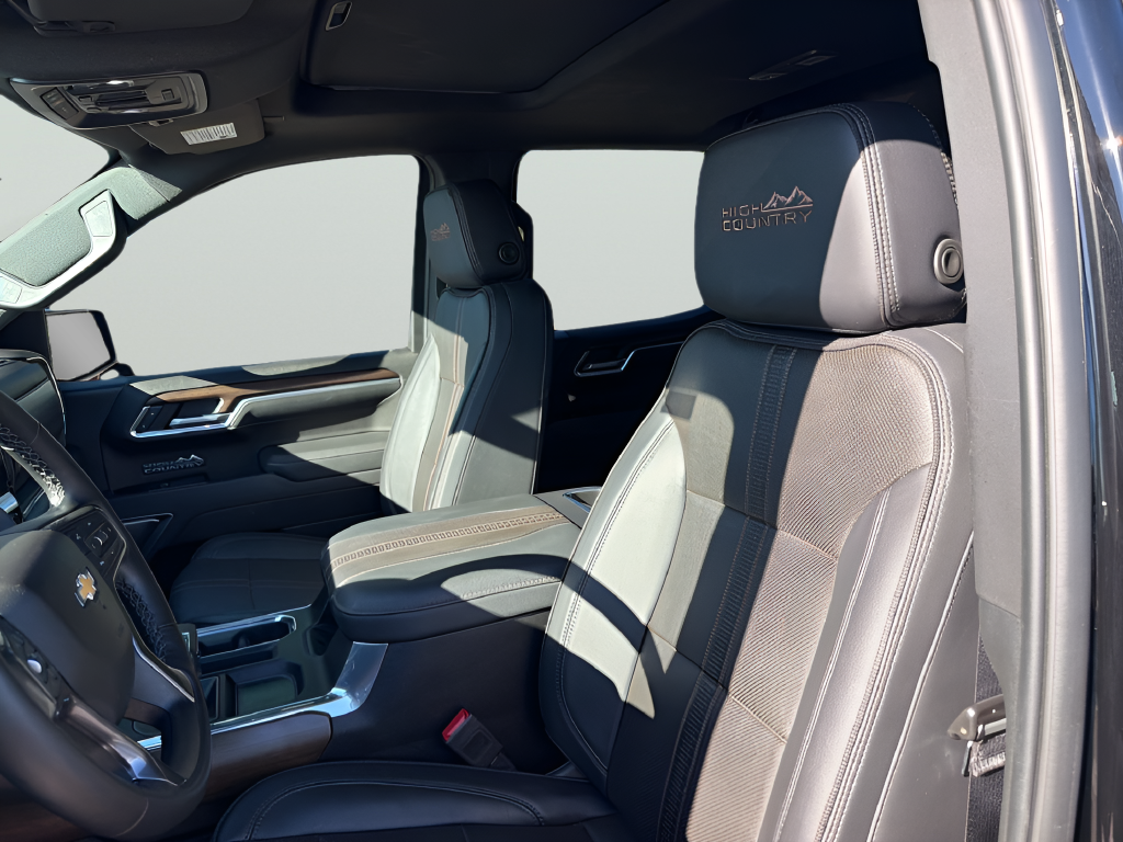 2025 Chevrolet Silverado 1500 High Country
