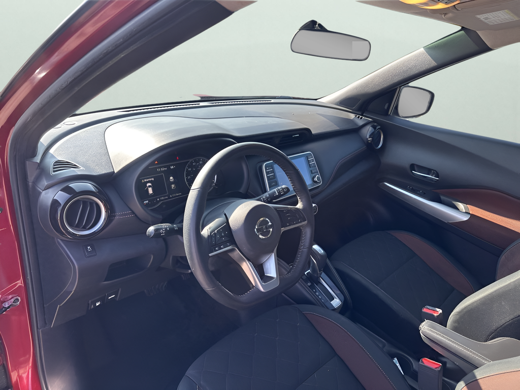 2019 Nissan Kicks SR