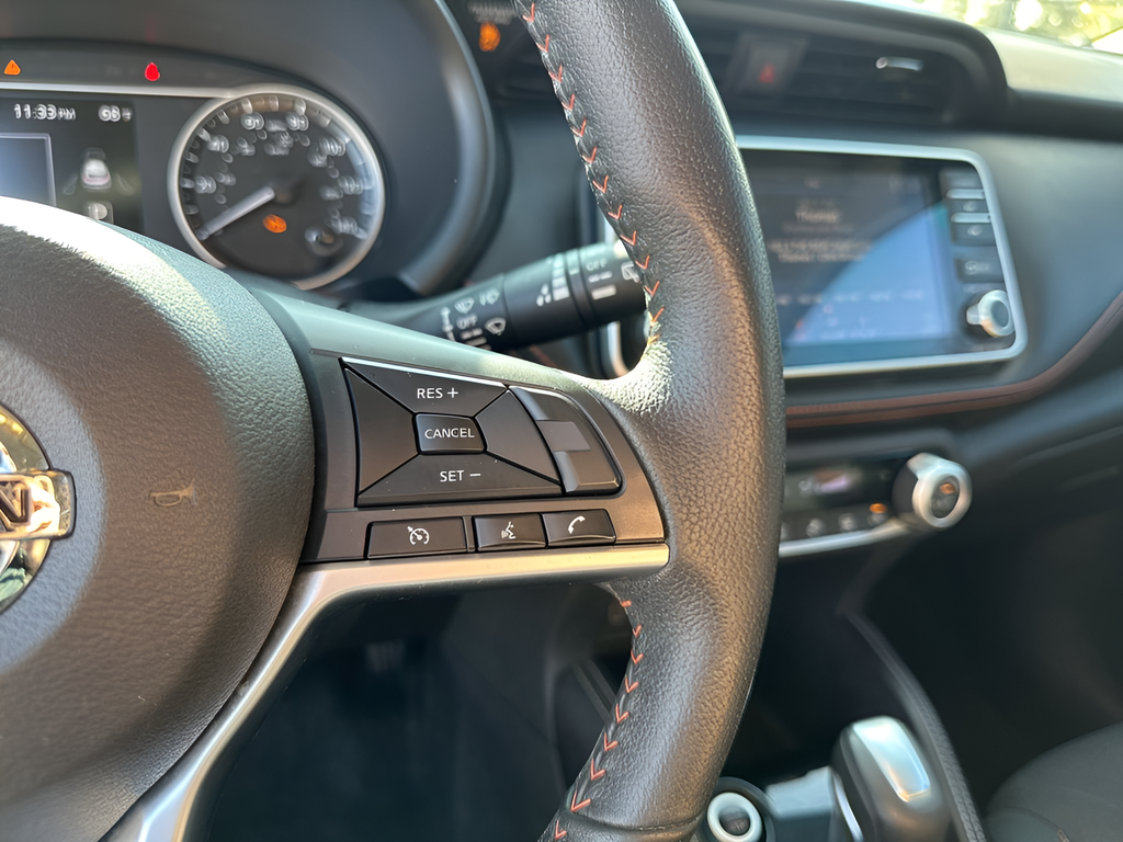 2019 Nissan Kicks SR