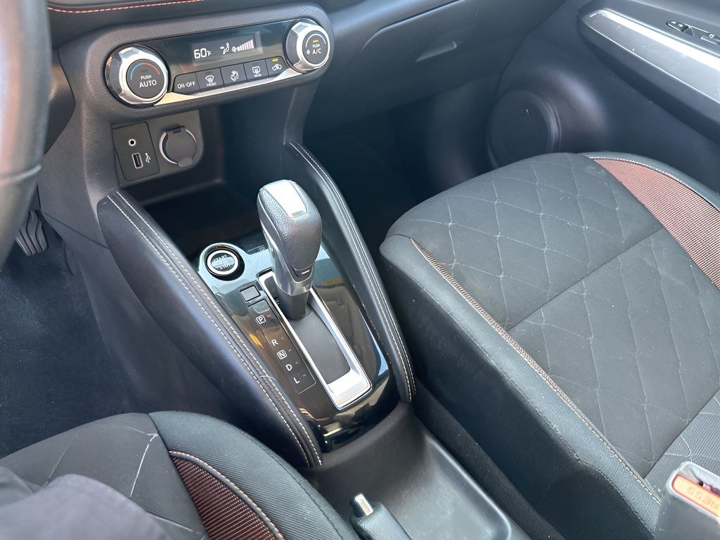 2019 Nissan Kicks SR