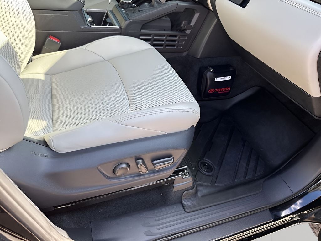 2025 Toyota Tacoma Hybrid Limited