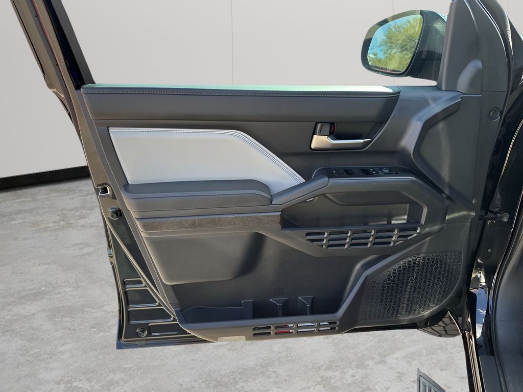 2025 Toyota Tacoma Hybrid Limited