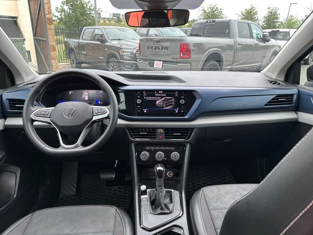 2023 Volkswagen Taos 1.5T SE