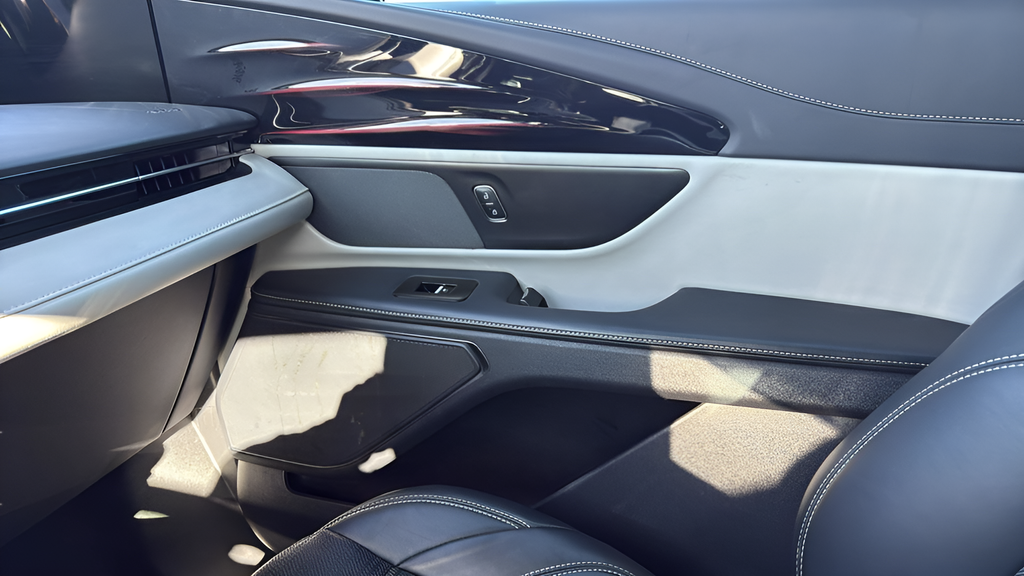 2024 Lincoln Nautilus Reserve