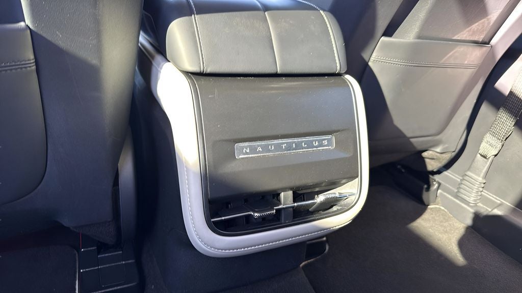 2024 Lincoln Nautilus Reserve