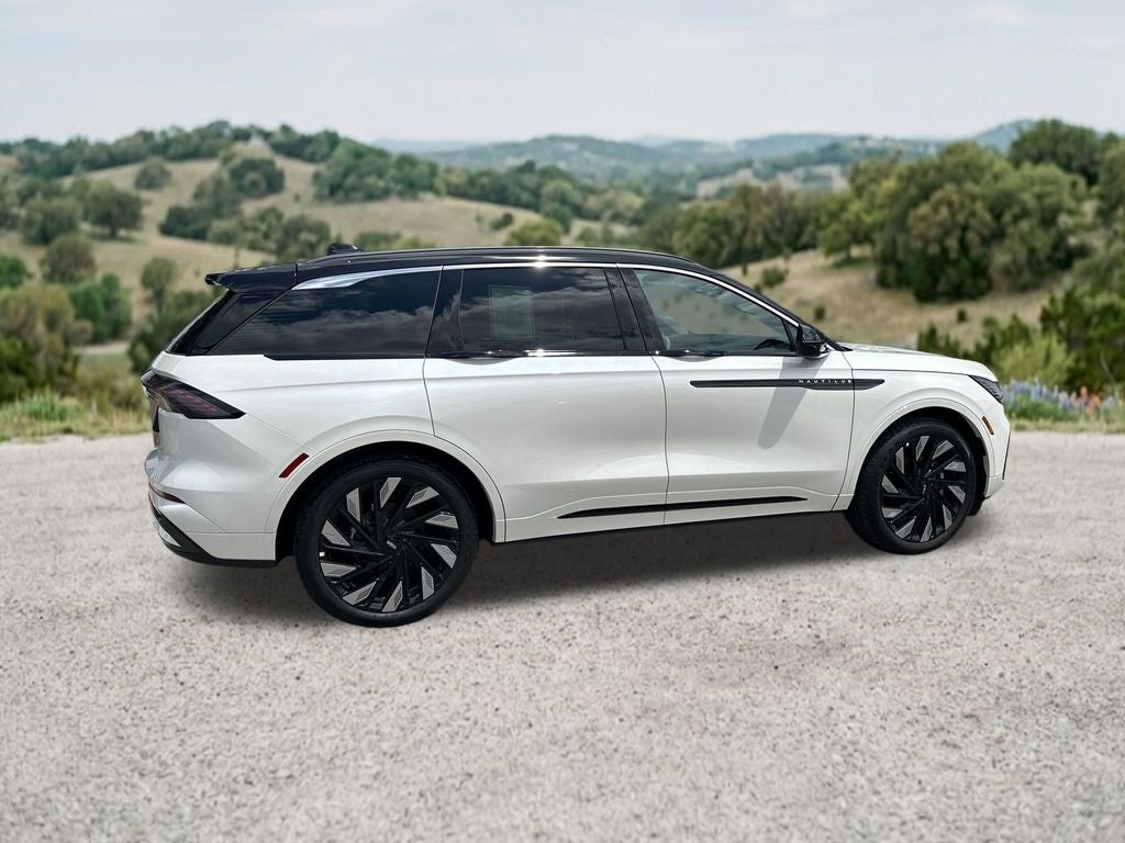 2025 Lincoln Nautilus Black Label