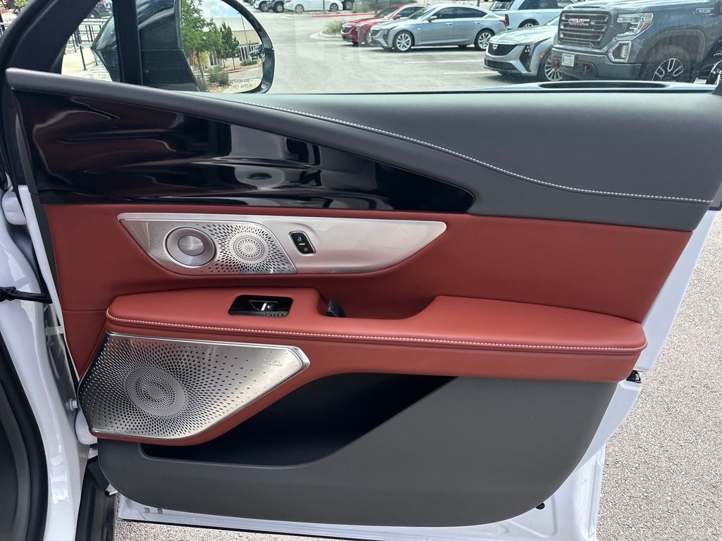 2025 Lincoln Nautilus Black Label