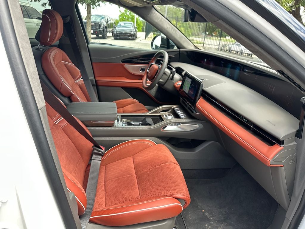 2025 Lincoln Nautilus Black Label