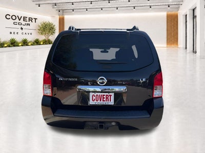 2012 Nissan Pathfinder LE