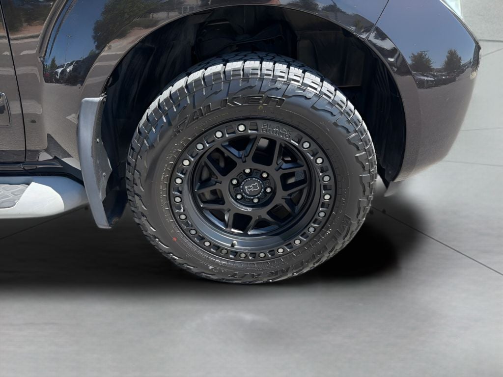 2012 Nissan Pathfinder LE