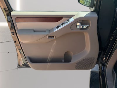 2012 Nissan Pathfinder LE