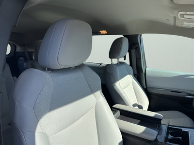 2025 Toyota Sienna LE 8 Passenger