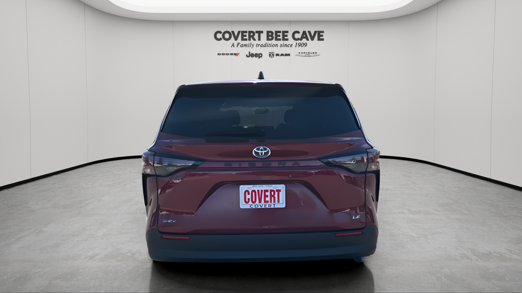 2025 Toyota Sienna LE 8 Passenger
