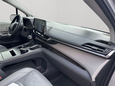 2021 Toyota Sienna Limited 7 Passenger
