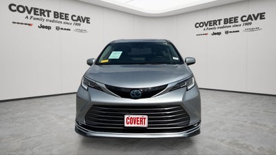 2021 Toyota Sienna Limited 7 Passenger