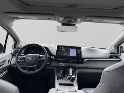 2021 Toyota Sienna Limited 7 Passenger