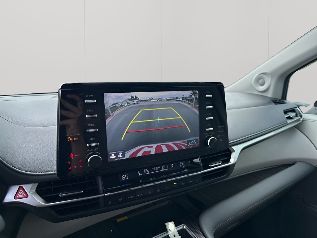 2021 Toyota Sienna Limited 7 Passenger