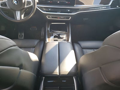 2023 BMW X7 xDrive40i
